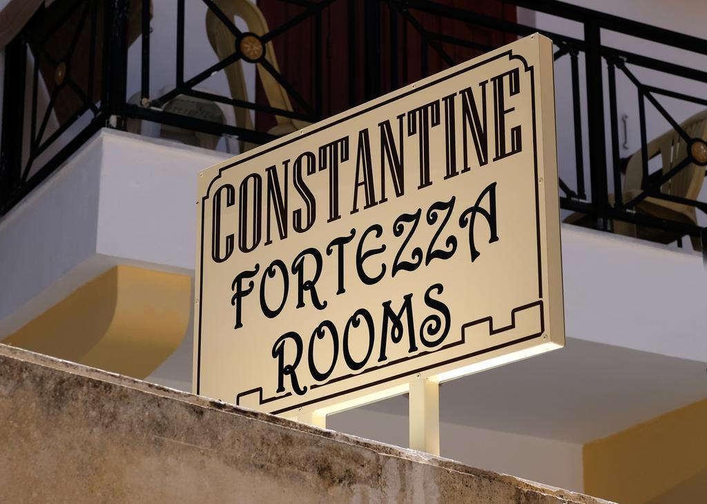 Constantine Fortezza Rooms Rethymno  Bagian luar foto